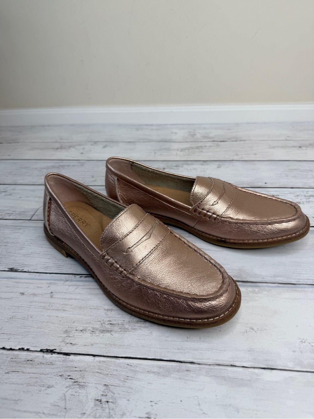 Sperry Women's Metallic Rose Gold Penny Loafers